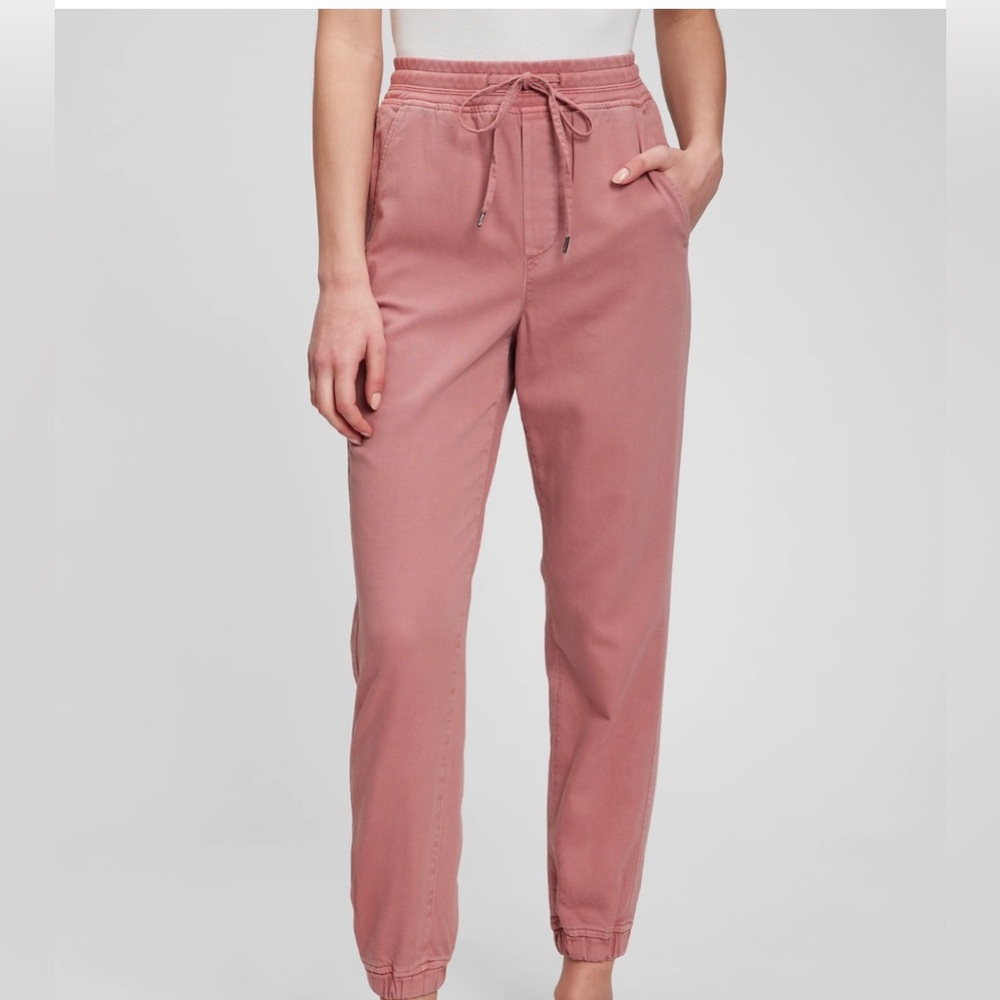 Gap Joggers